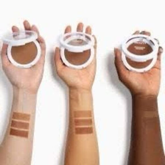Jazmine Beauty NIB Beachside Powder Bronzer - Shade Medium - Picture 1 of 4